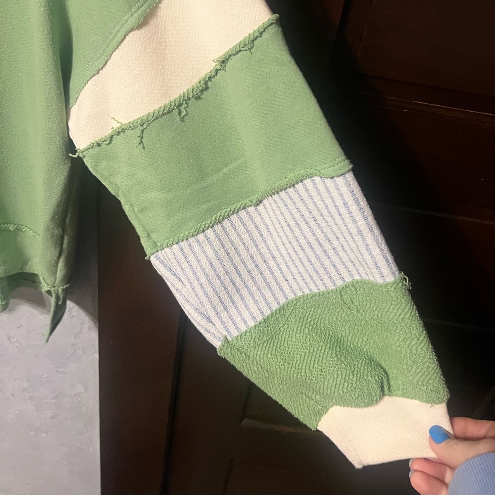 Bucket List Sweatshirt/Pullover - image 5